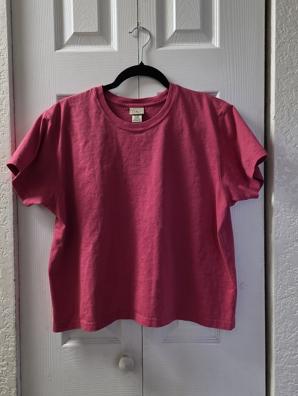 L.L. Bean Women's Fuchsia Crew Sweatshirt